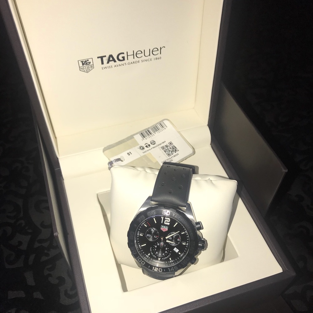 TAG Heuer Men's Formula 1 Chronograph Watch